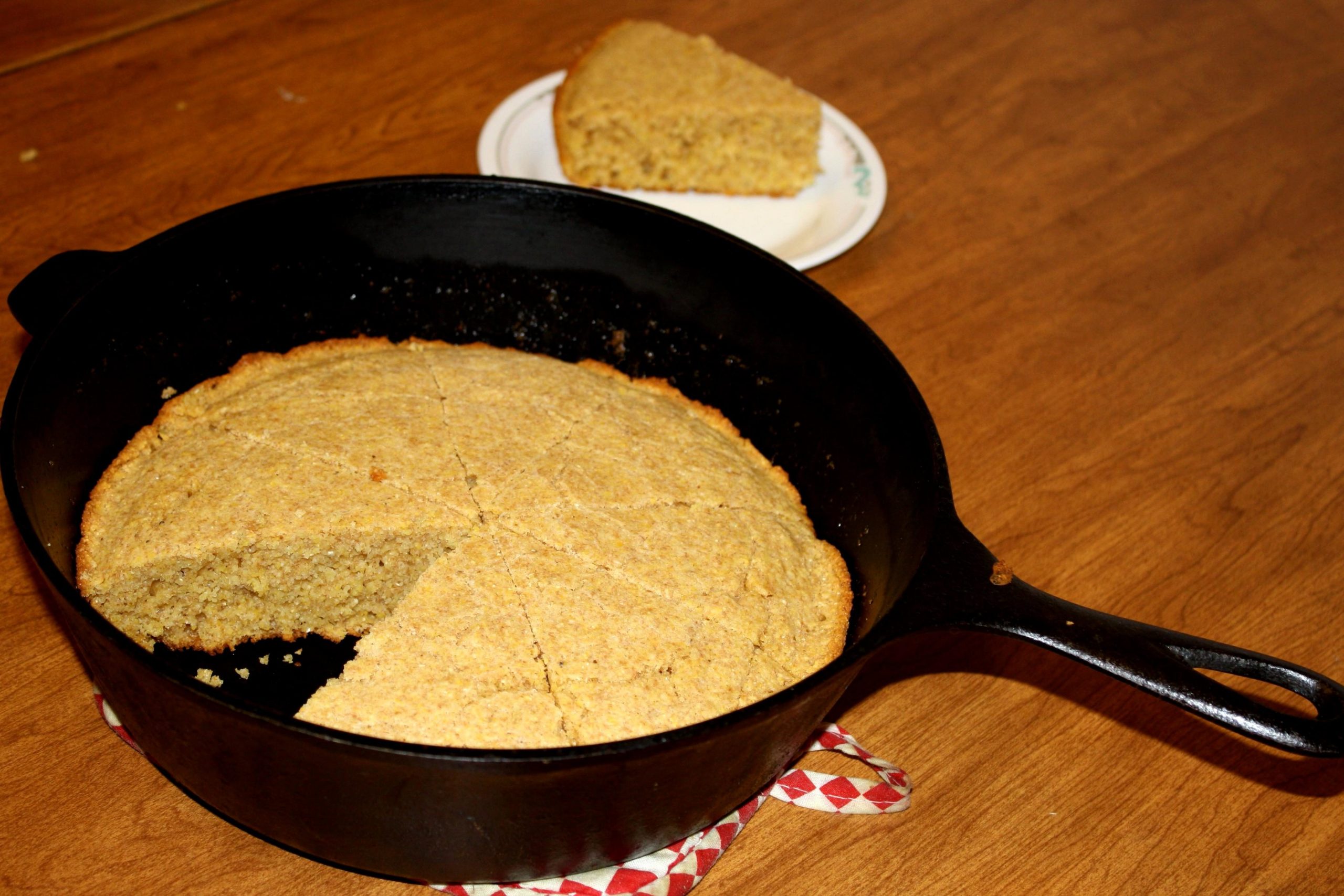 Best Dutch Oven For Bread (Review & Top 5 Picked) In 2022