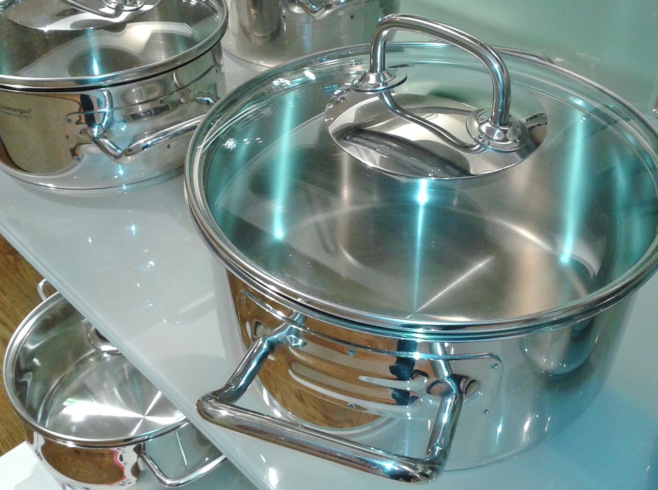 Best Stainless-Steel Cookware Without Aluminum 2022 {Top 5 Picked}